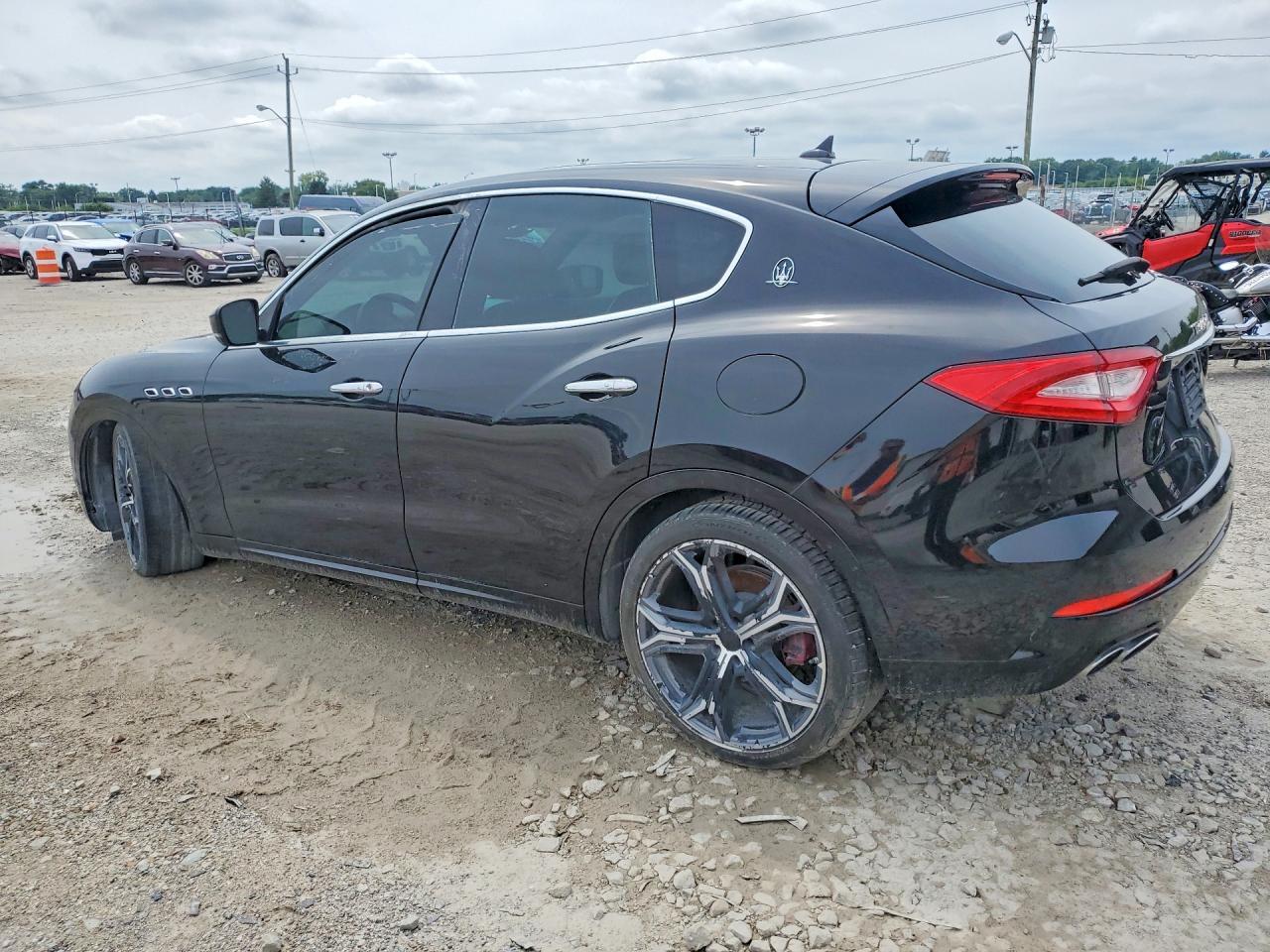2017 Maserati Levante - Фото 2