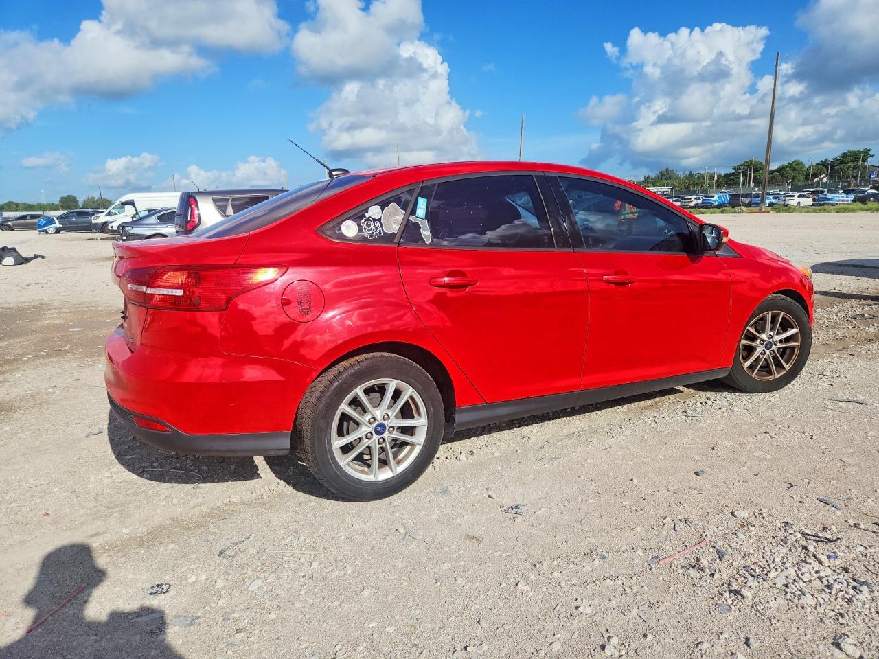 2017 Ford Focus Se - Фото 3