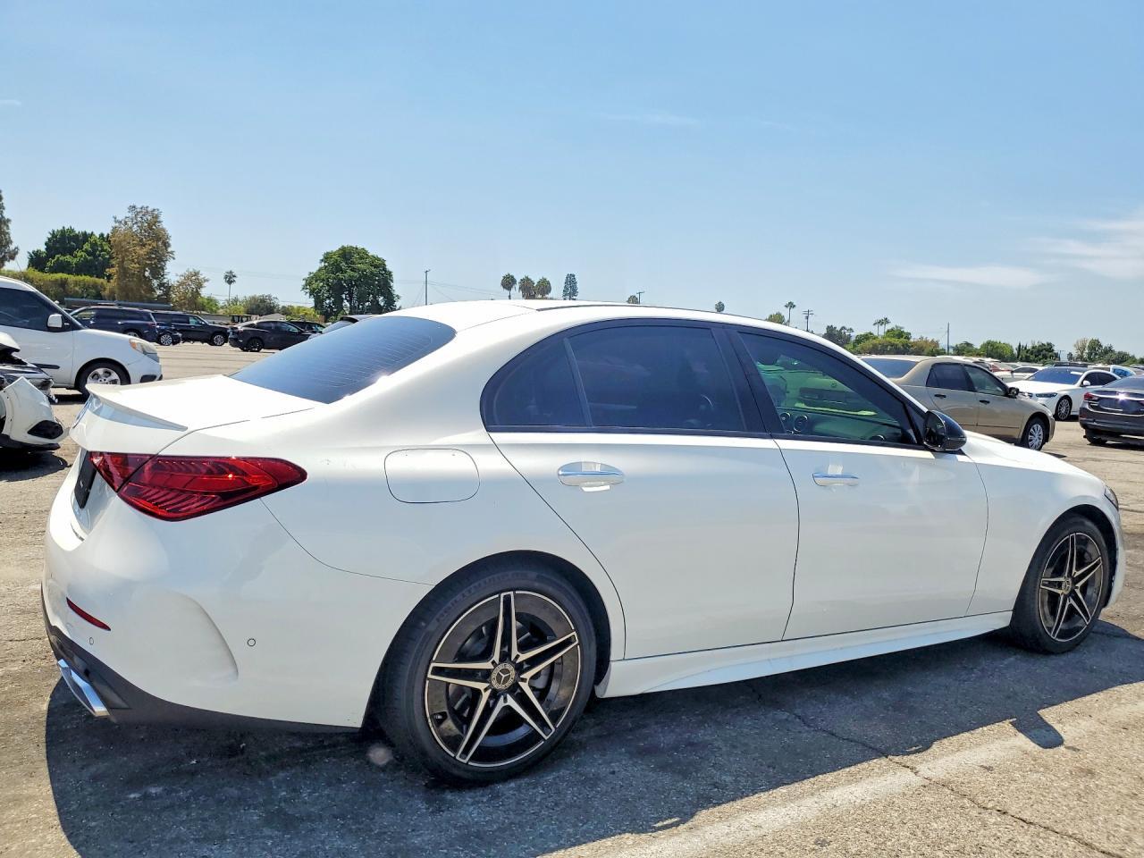 2024 Mercedes-Benz C 300 - Фото 3