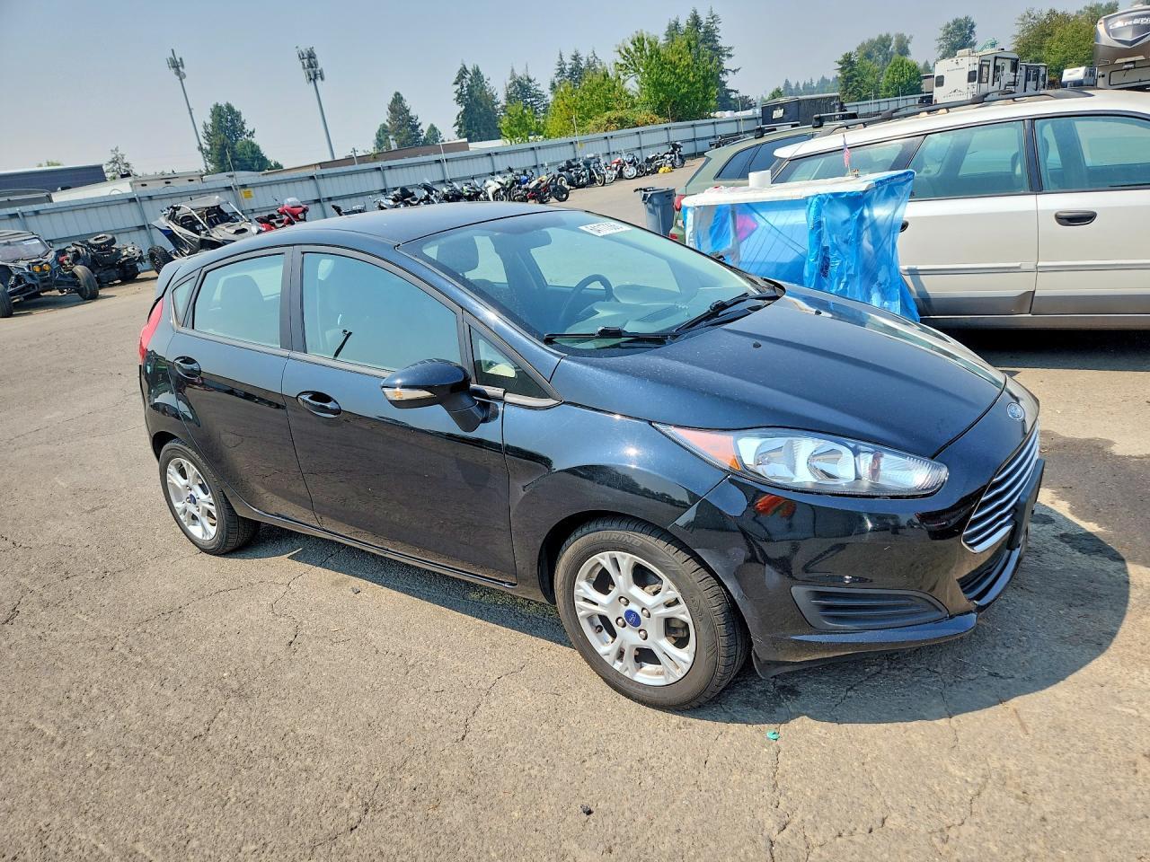 2016 Ford Fiesta Se - Фото 4