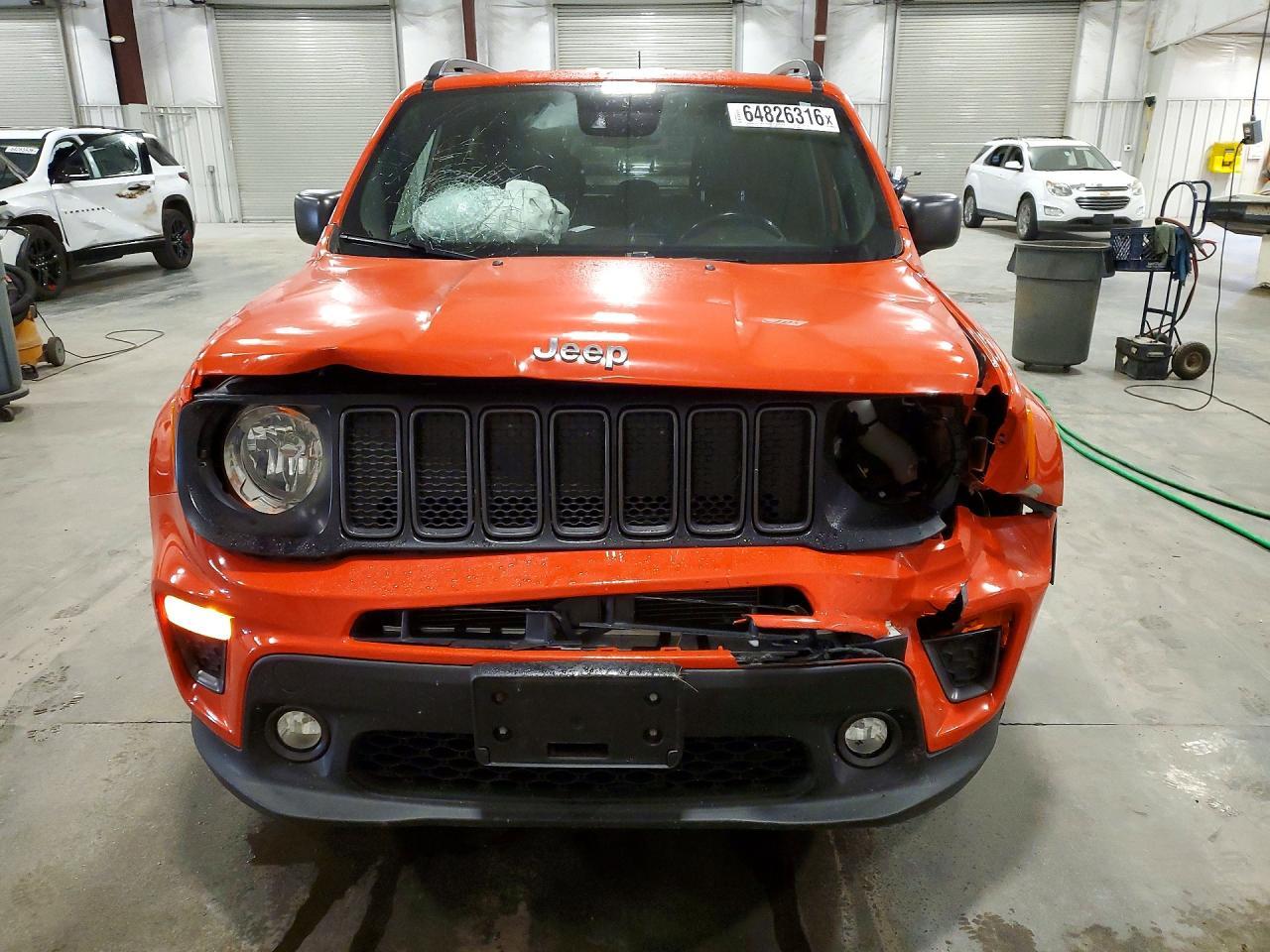 2021 Jeep Renegade Latitude - Image 5