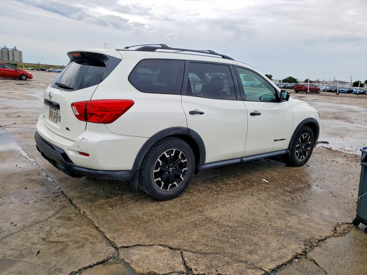 2019 Nissan Pathfinder Sl - Фото 3