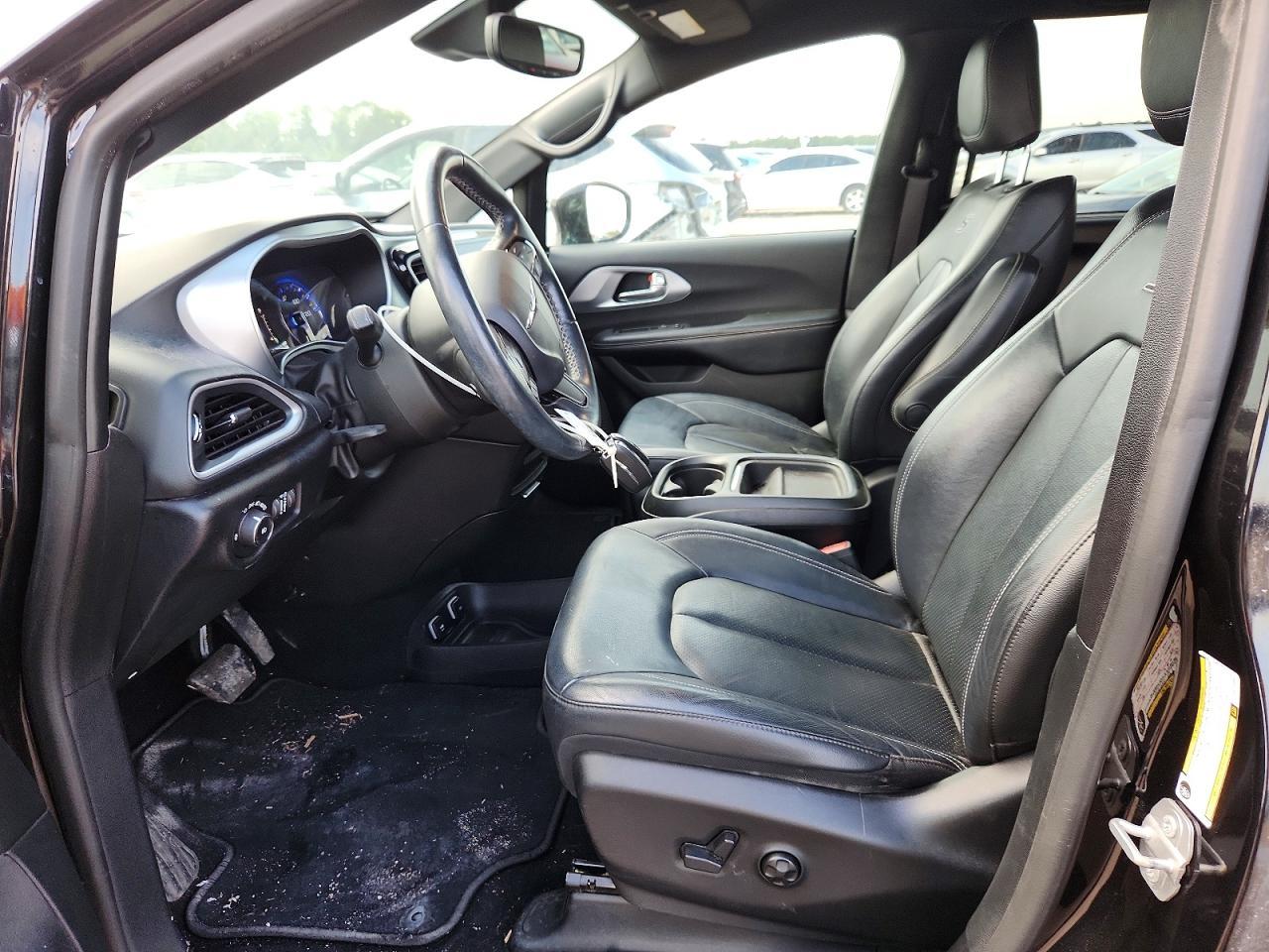 2020 Chrysler Pacifica Touring L - Image 7