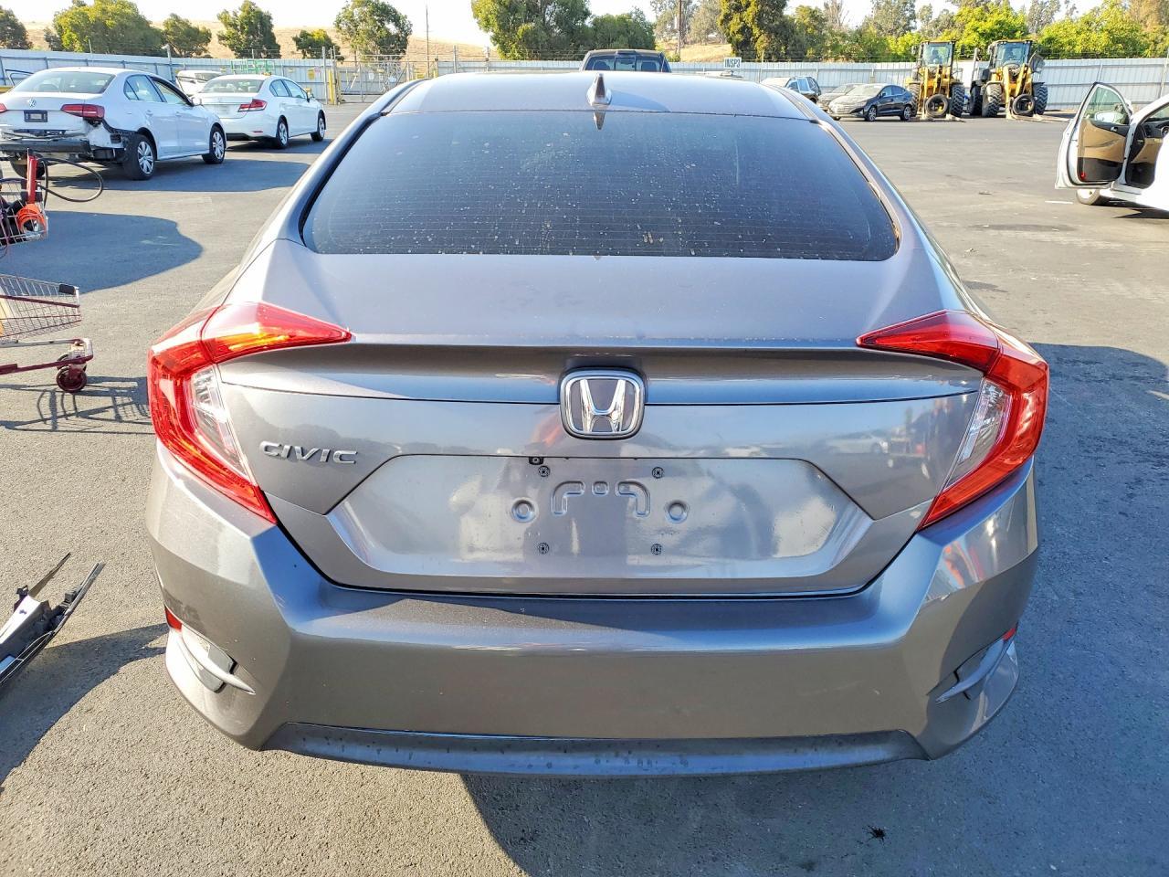 2018 Honda Civic Ex - Image 6