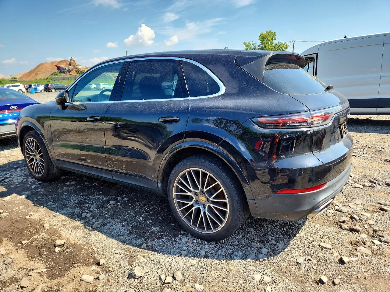 2020 Porsche Cayenne - Фото 2