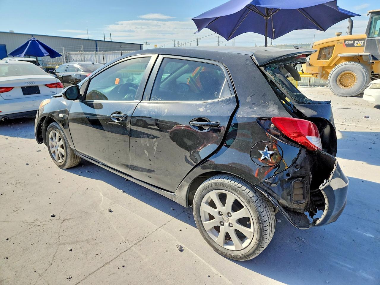 2011 Mazda Mazda2 - Image 2