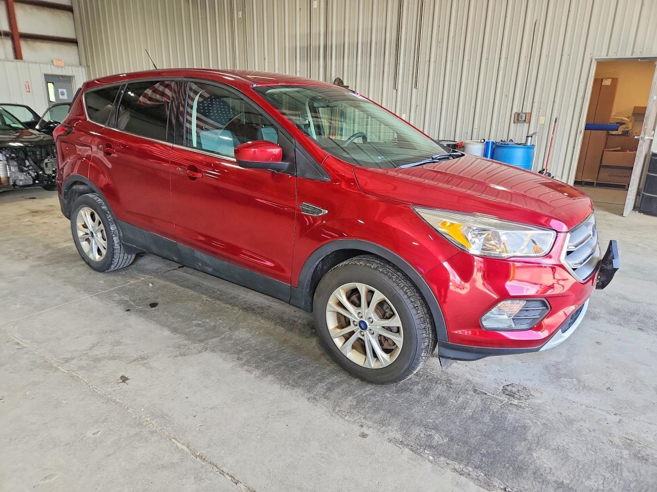 2019 Ford Escape Se - Фото 4