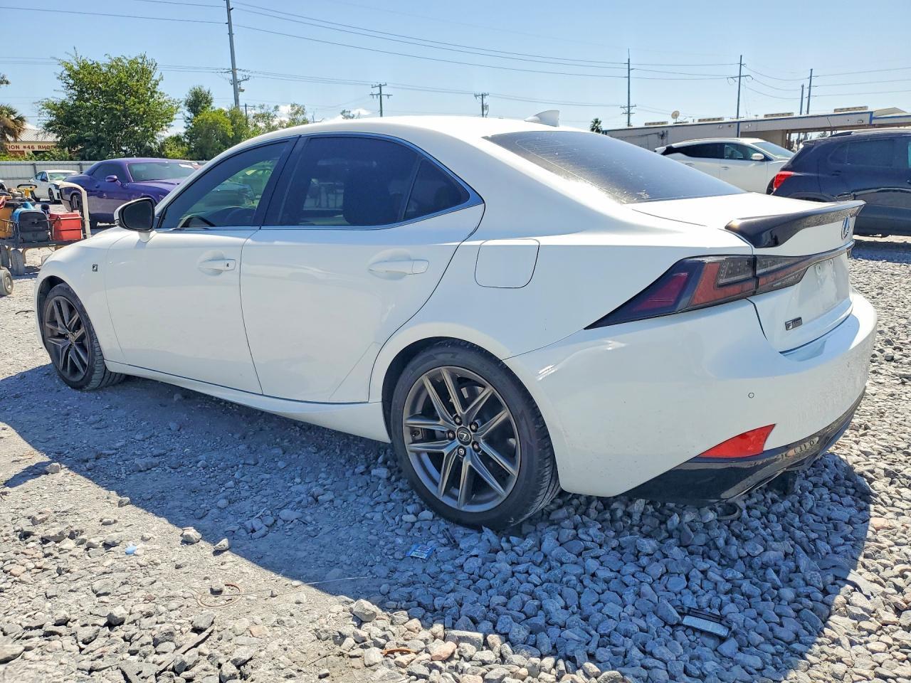 2019 Lexus Is 300 - Фото 2