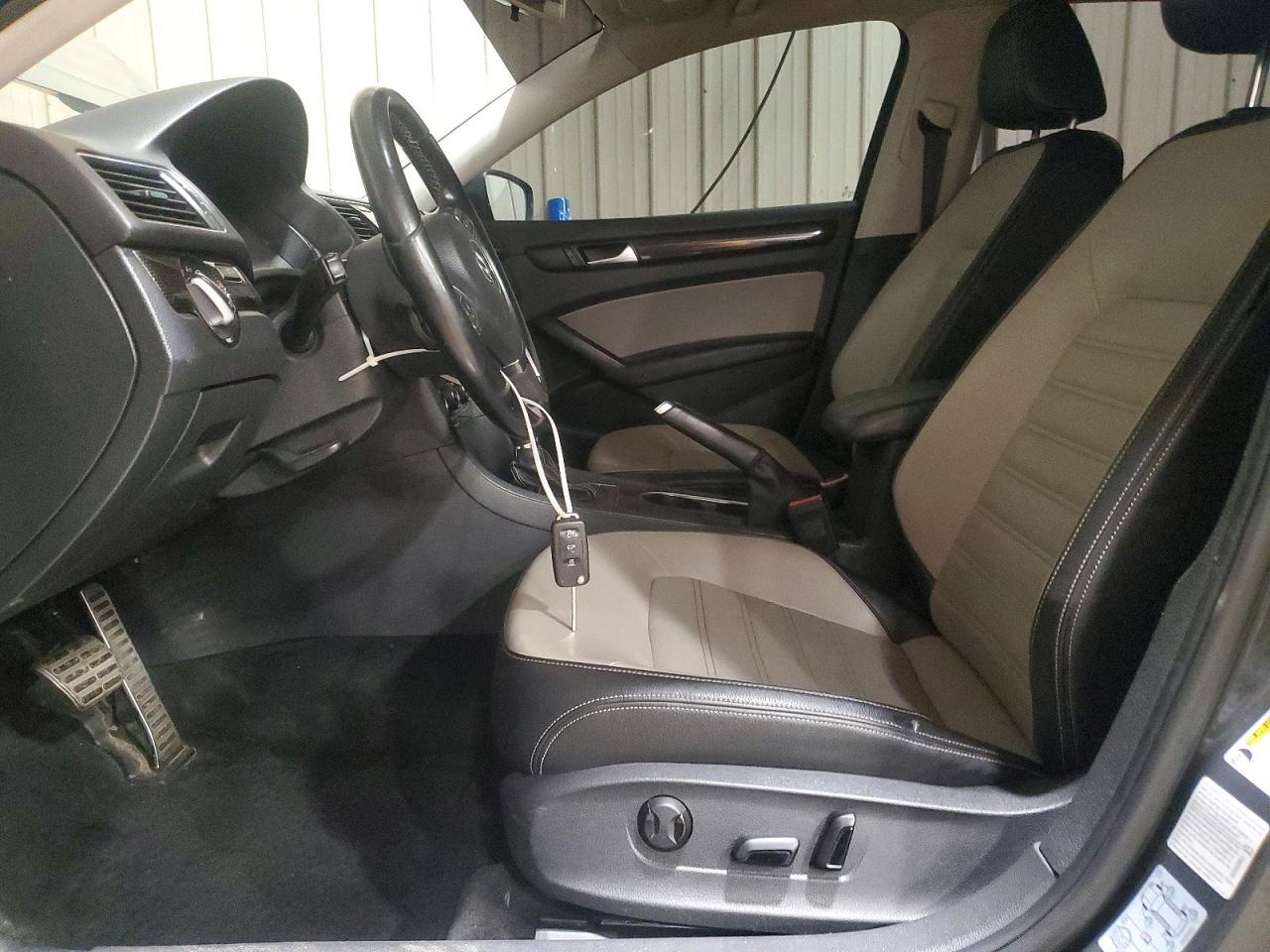 2015 Volkswagen Passat Se - Фото 7