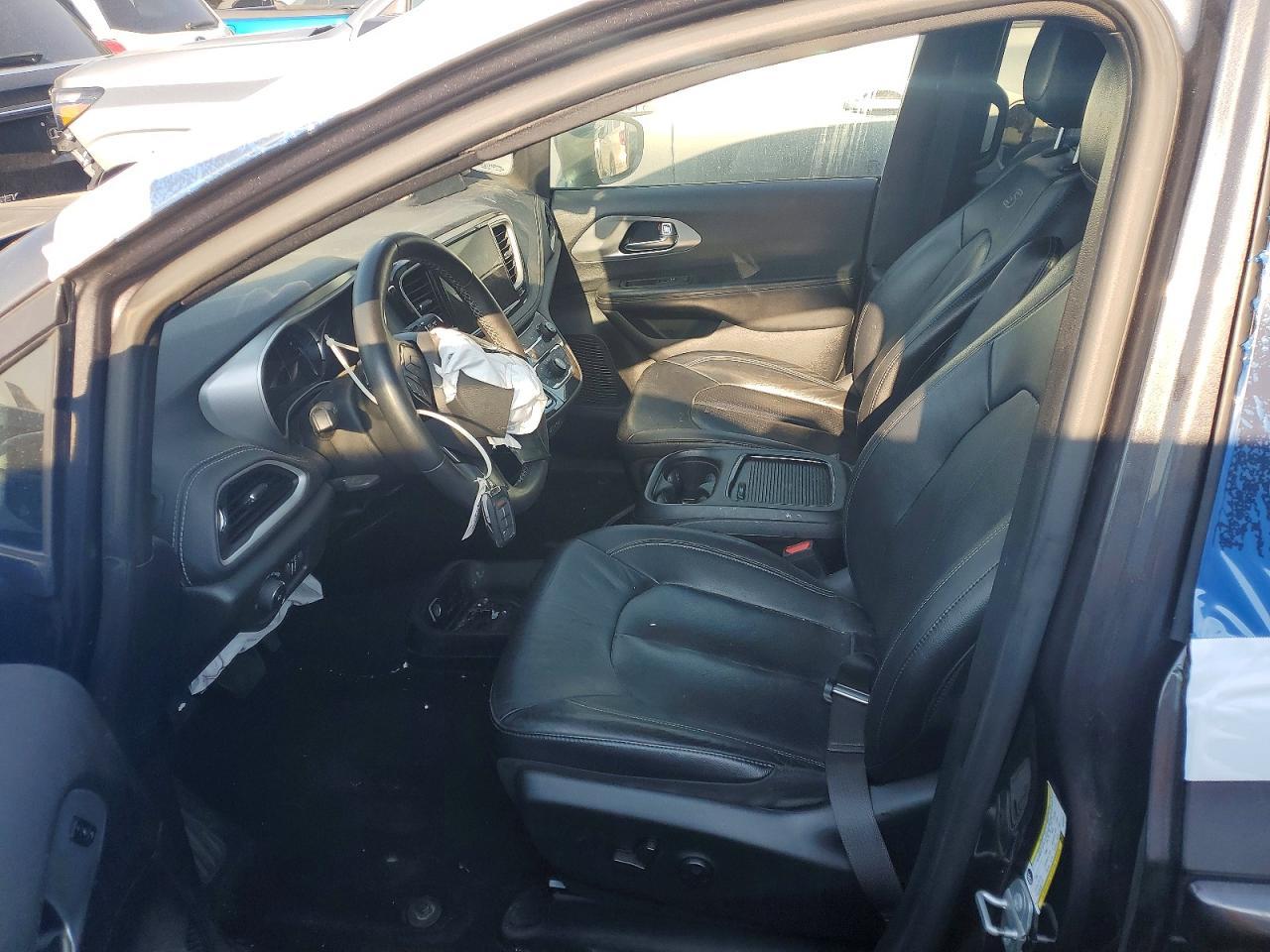 2022 Chrysler Pacifica Hybrid Touring L - Фото 7