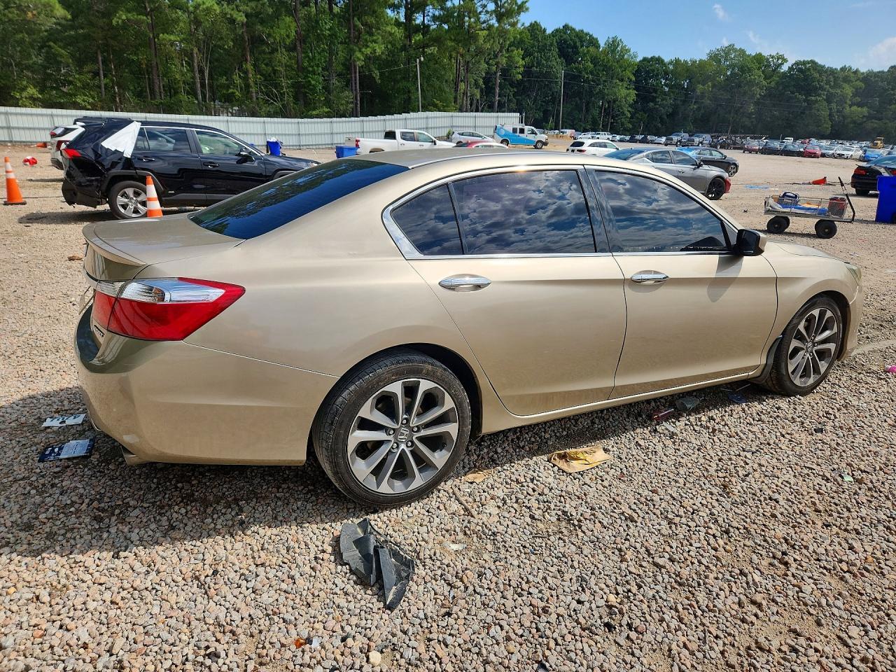 2013 Honda Accord Sport - Image 3