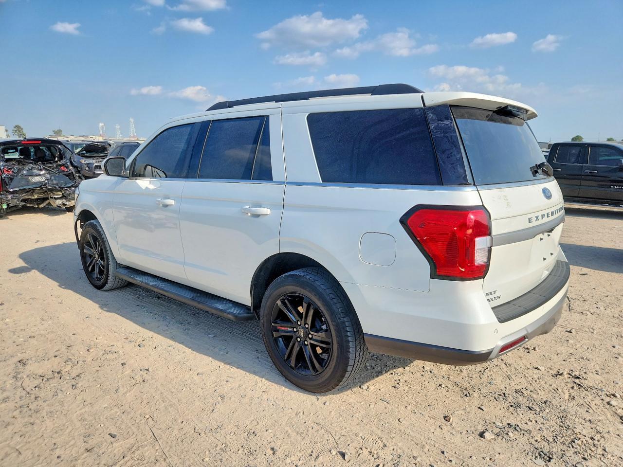 2024 Ford Expedition Xlt - Фото 2