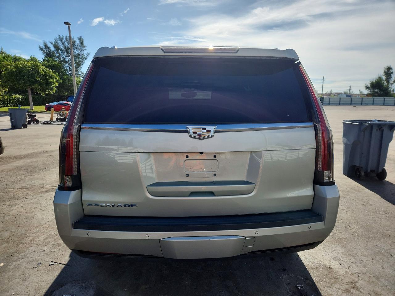 2016 Cadillac Escalade Platinum - Фото 6
