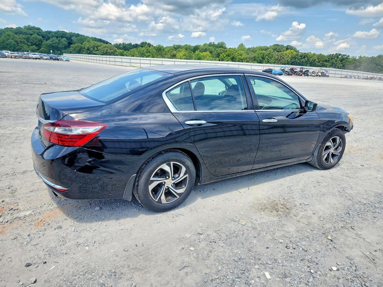 2017 Honda Accord Lx - Фото 3