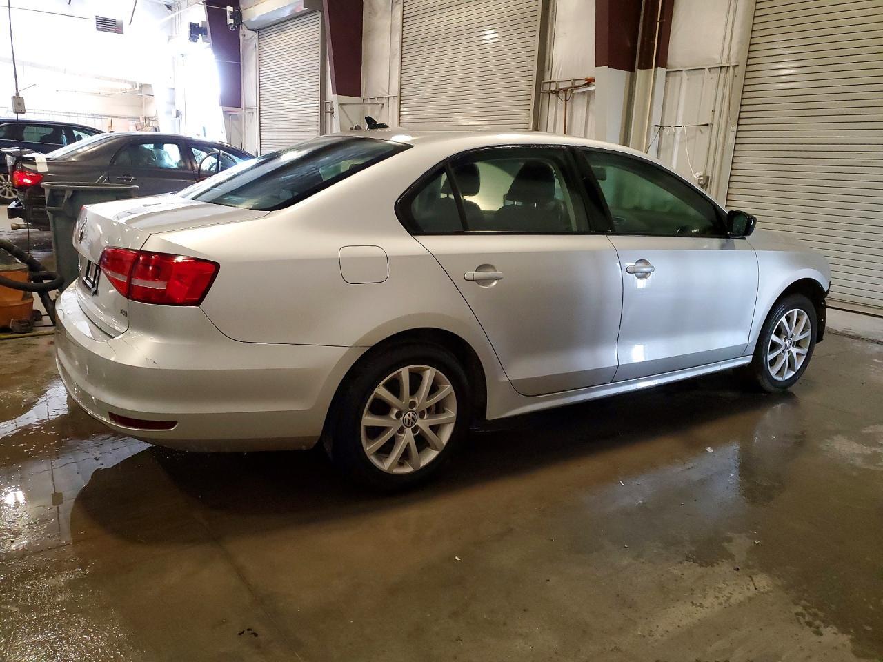 2015 Volkswagen Jetta Se - Фото 3