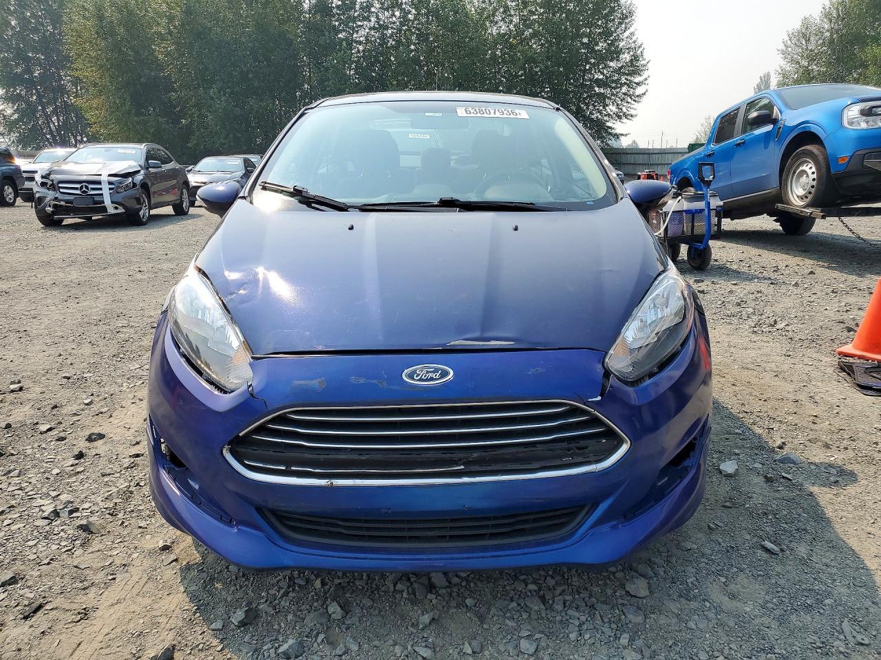 2016 Ford Fiesta Se - Фото 5