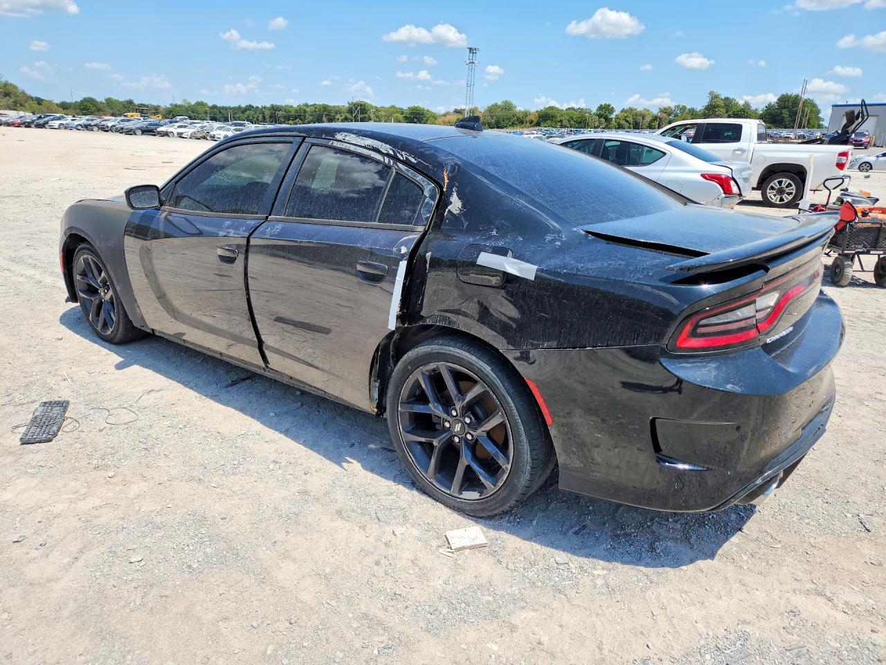 2020 Dodge Charger R - Фото 2
