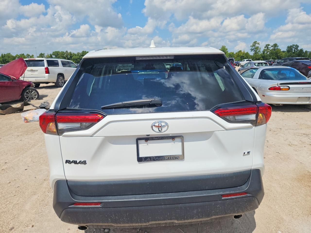 2025 Toyota Rav4 Le - Фото 6