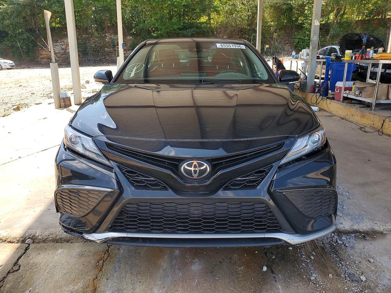 2022 Toyota Camry Xse - Фото 5
