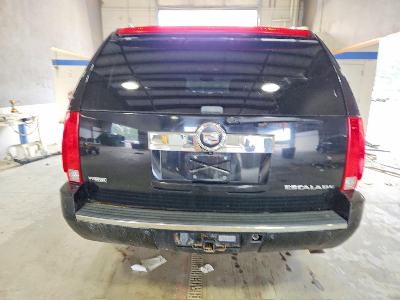 2009 Cadillac Escalade Esv Luxury - Image 6
