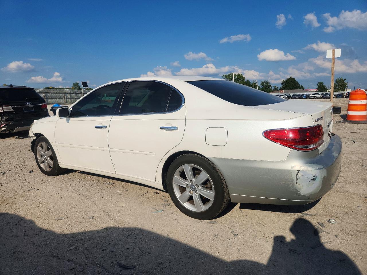 2006 Lexus Es 330 - Image 2