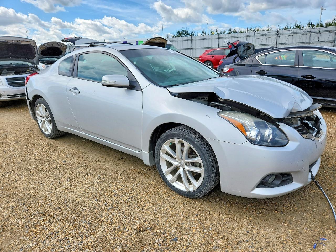 2010 Nissan Altima Sr - Фото 4