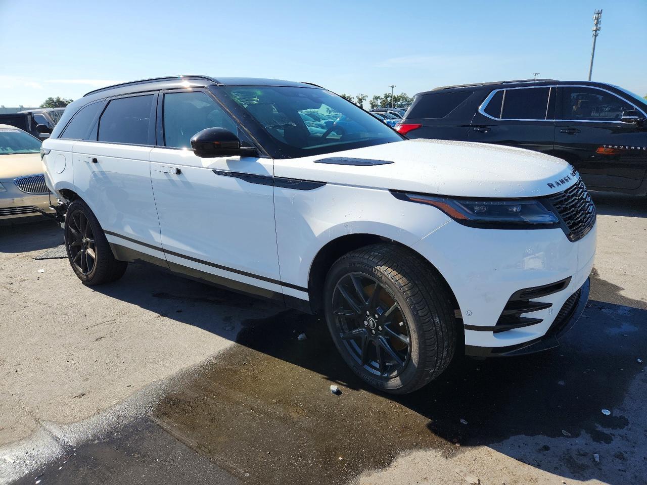 2026 Land Rover Range Rover Velar Dynamic Se - Image 4