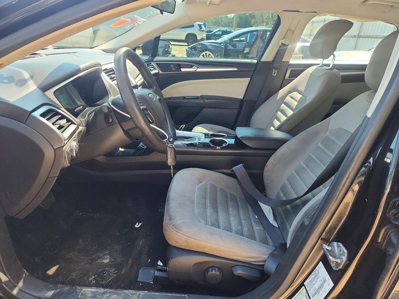2013 Ford Fusion S - Фото 7