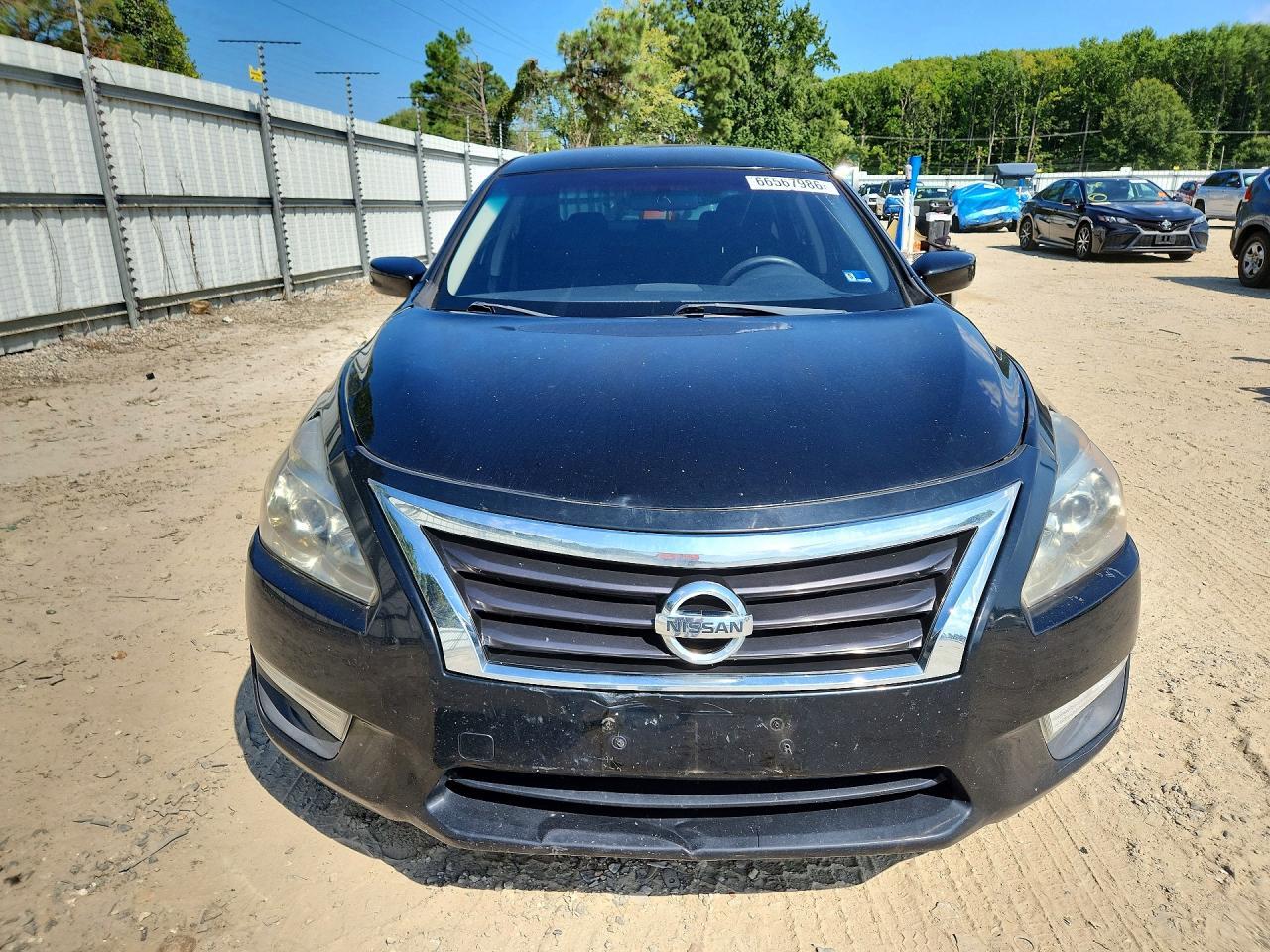 2015 Nissan Altima 2.5 S - Фото 5