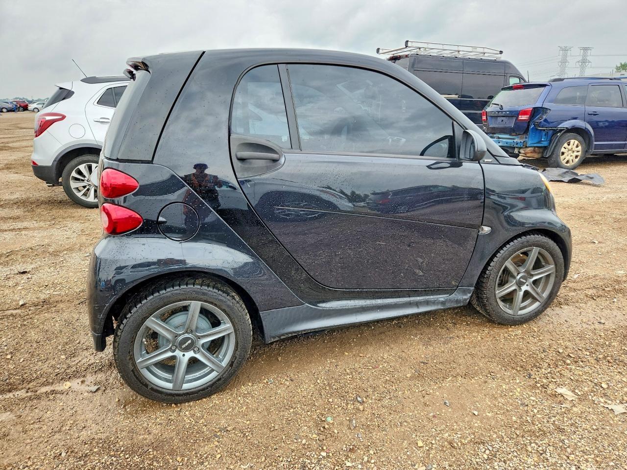 2015 Smart Fortwo Pure - Image 3