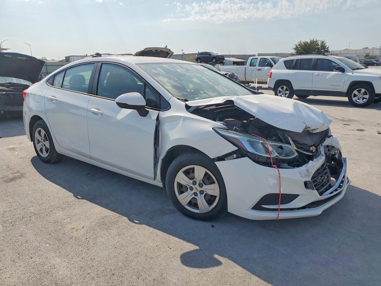 2018 Chevrolet Cruze Ls - Фото 4