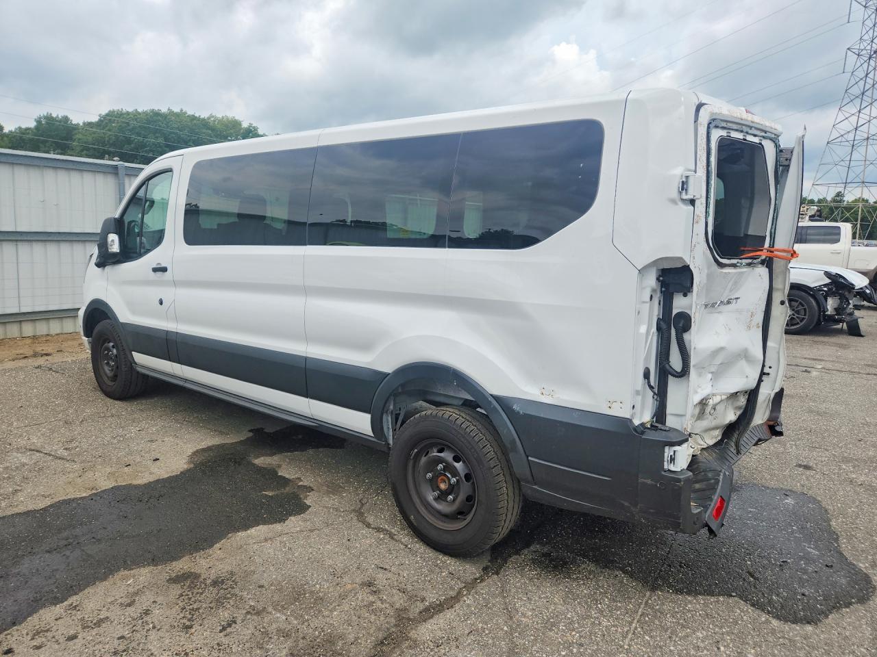 2026 Ford Transit T-350 - Фото 2