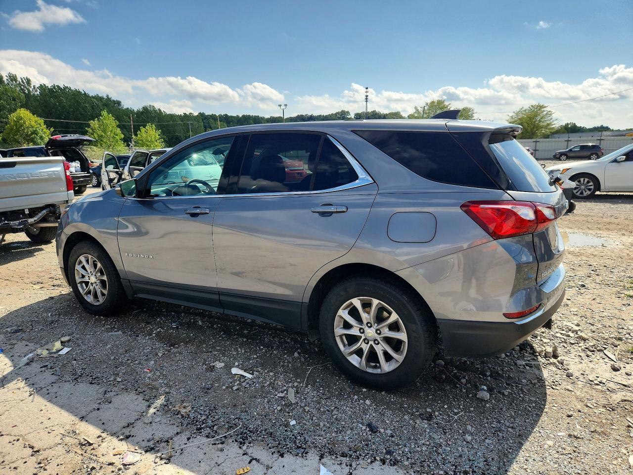 2018 Chevrolet Equinox Lt - Фото 2