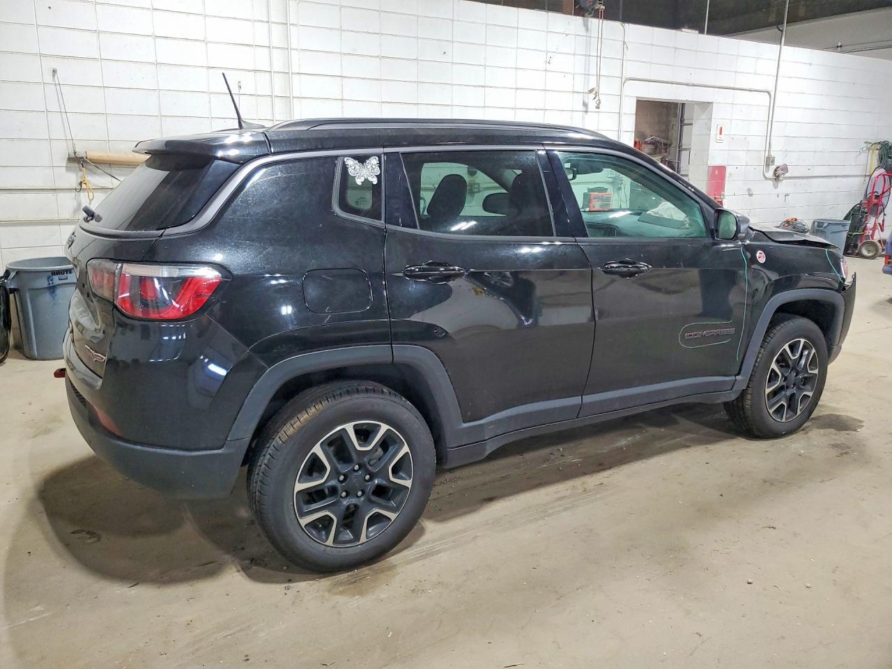 2020 Jeep Compass Trailhawk - Image 3