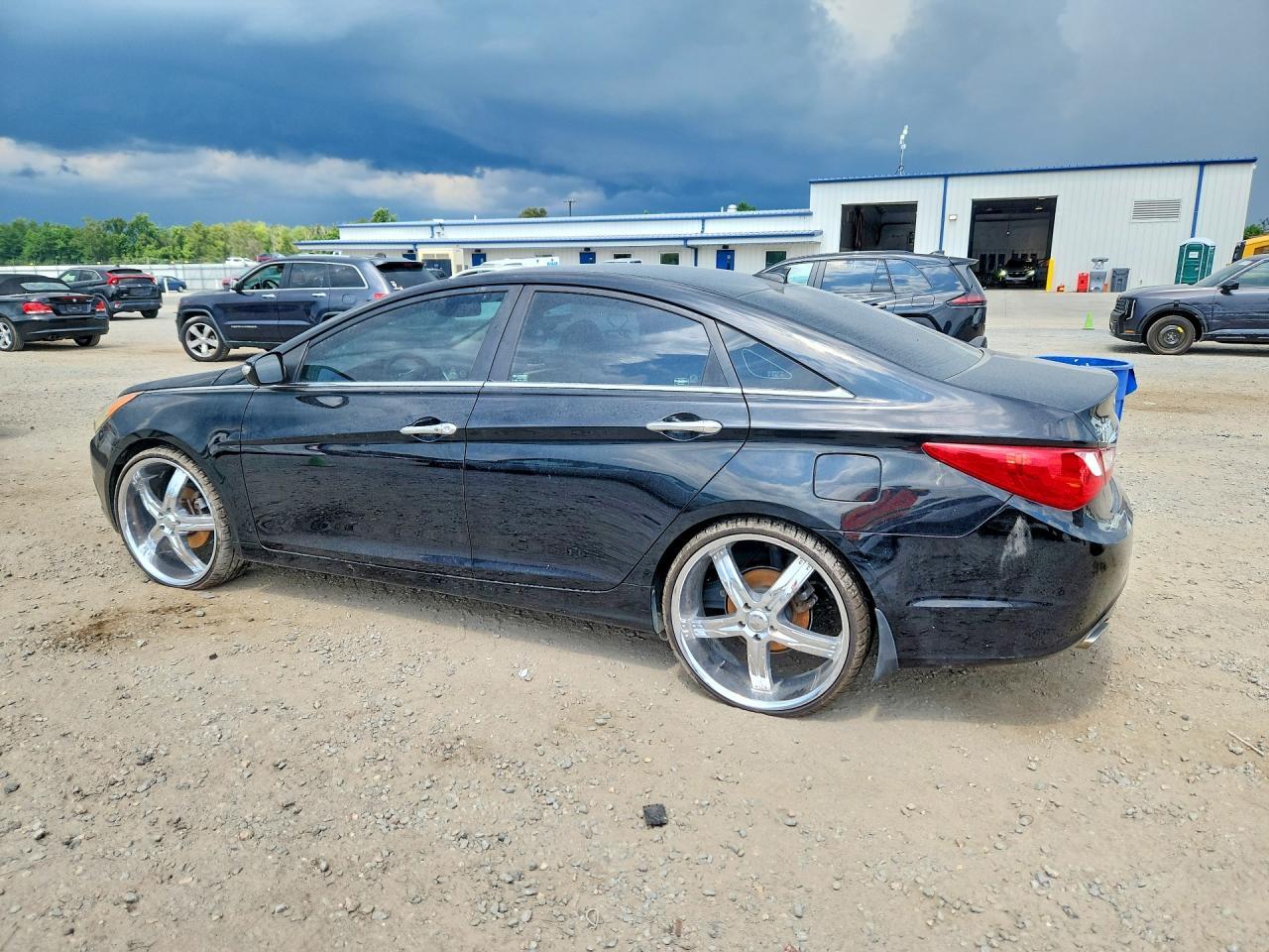 2013 Hyundai Sonata Limited 2.0T - Image 2