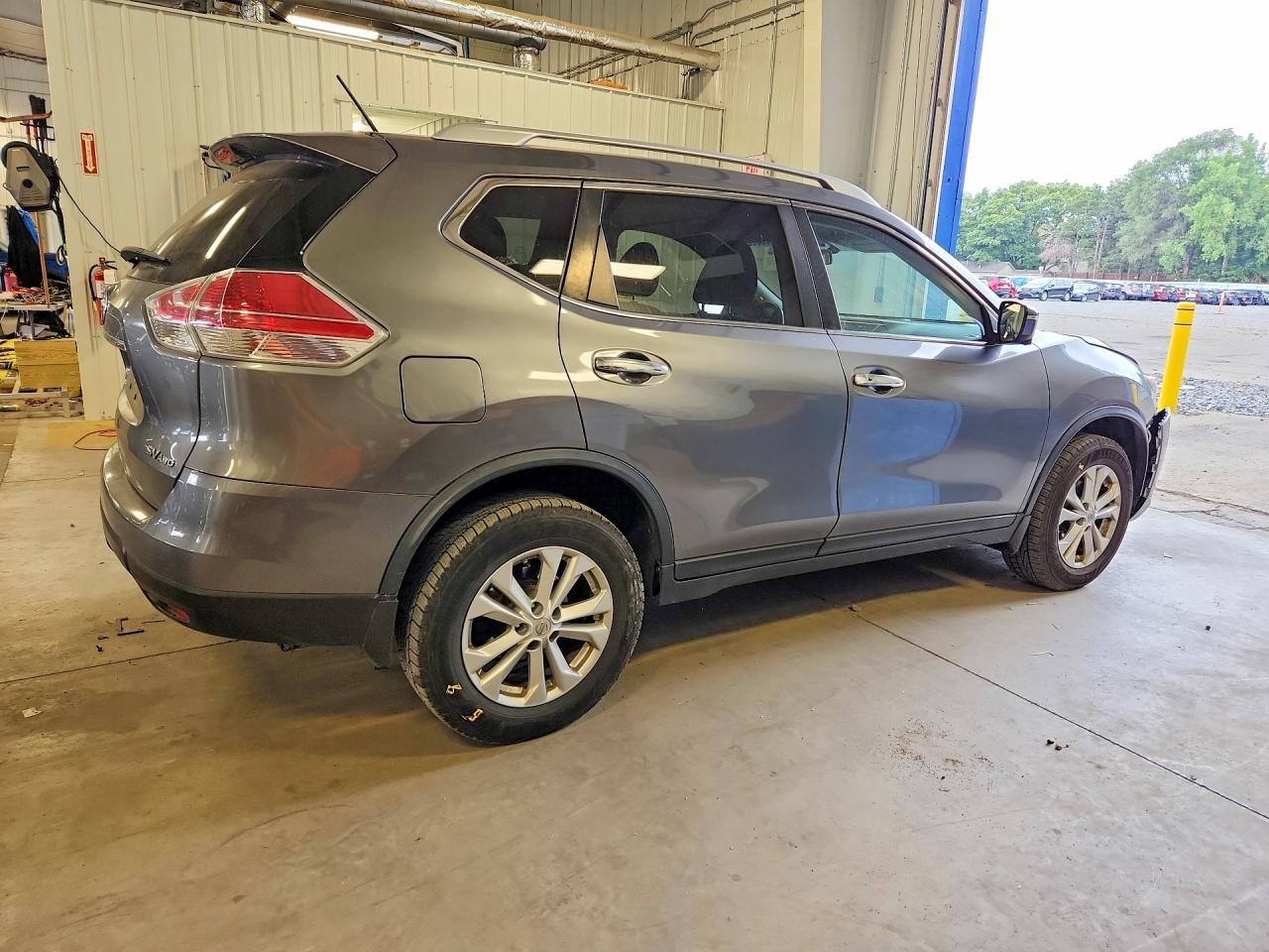 2016 Nissan Rogue Sv - Фото 3