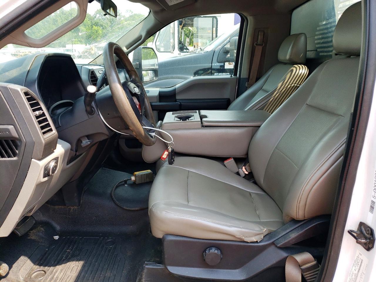 2019 Ford F550 Super Duty Dump Truck - Фото 7