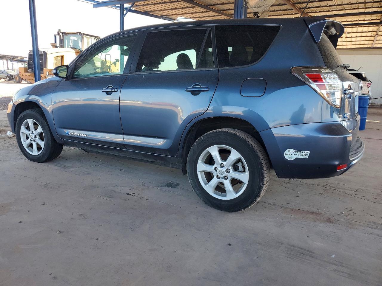2014 Toyota Rav4 Ev Base - Фото 2