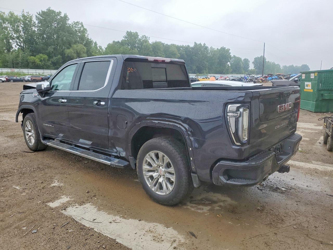 2024 GMC Sierra K1500 Denali - Image 2