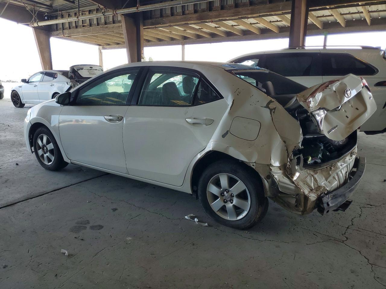 2016 Toyota Corolla Le - Фото 2