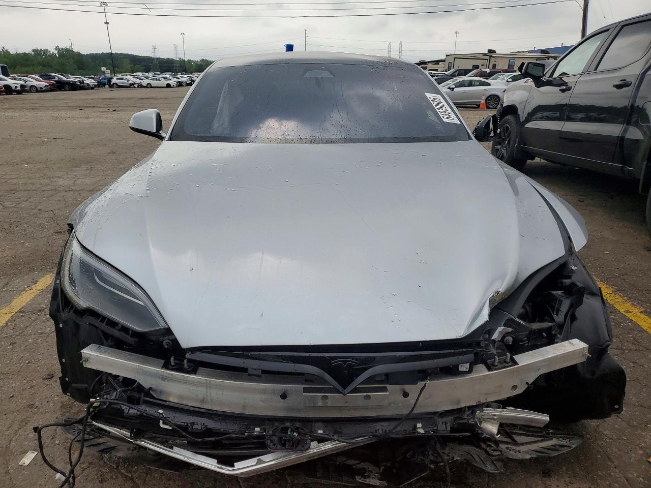 2026 Tesla Model S - Фото 5
