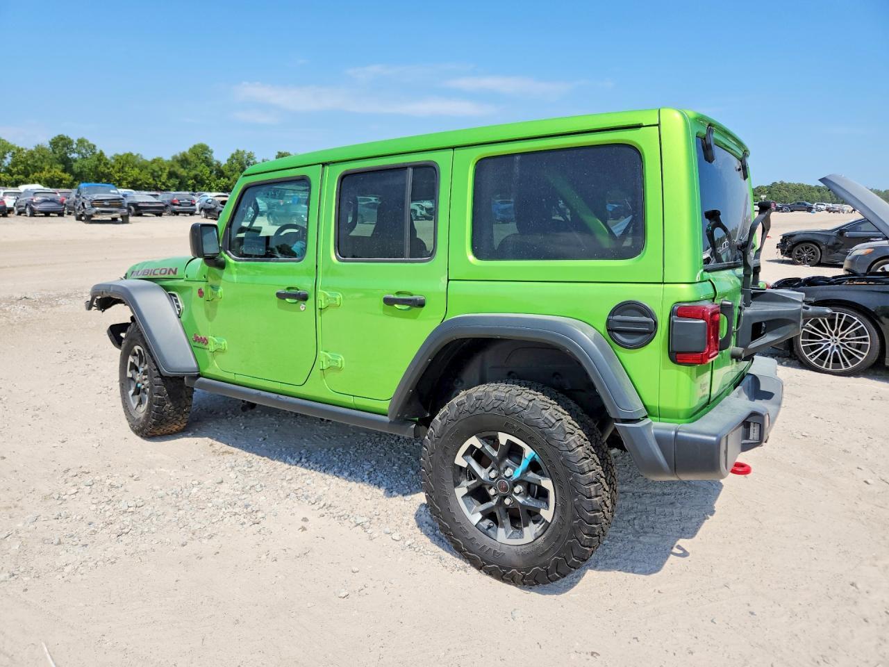 2025 Jeep Wrangler Rubicon - Image 2