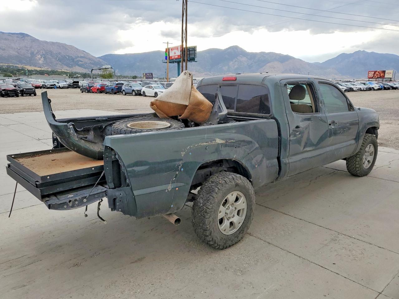 2009 Toyota Tacoma Double Cab Long Bed - Image 3