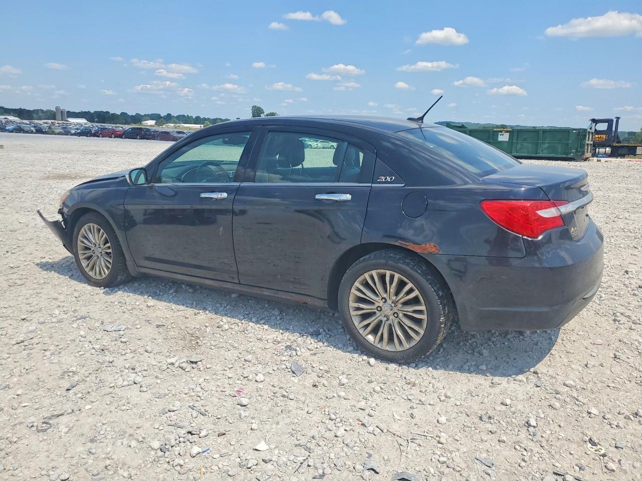 2012 Chrysler 200 Limited - Фото 2