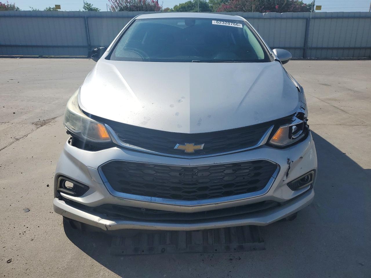 2017 Chevrolet Cruze Ls - Фото 5