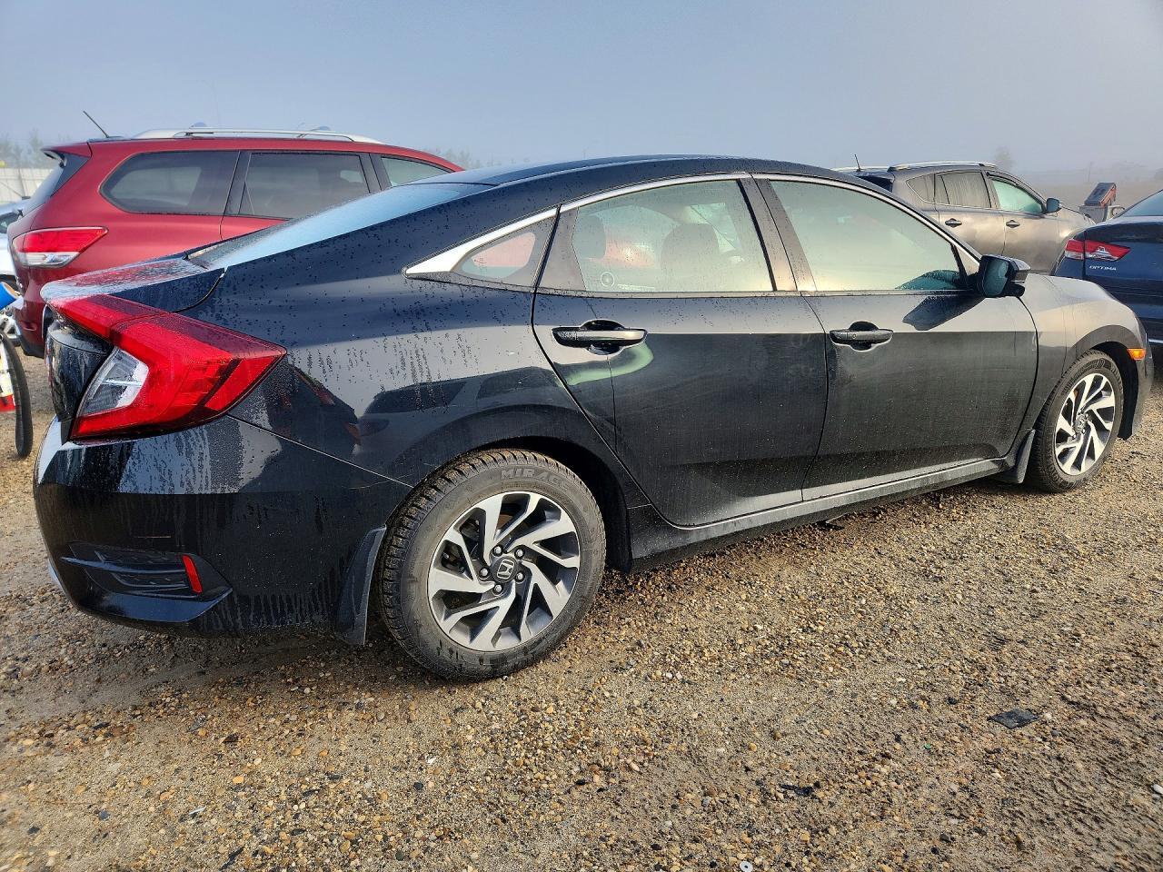 2019 Honda Civic Ex - Image 3