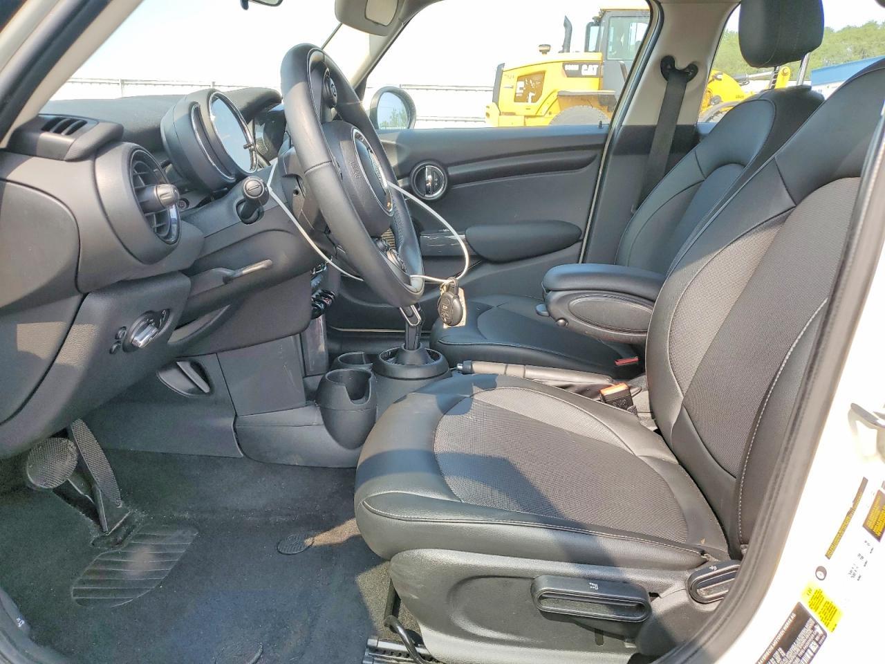 2021 Mini Cooper - Image 7