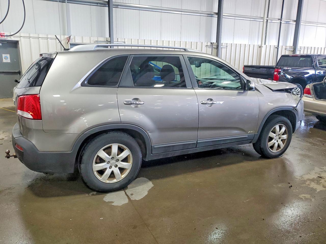 2012 Kia Sorento Lx - Фото 3
