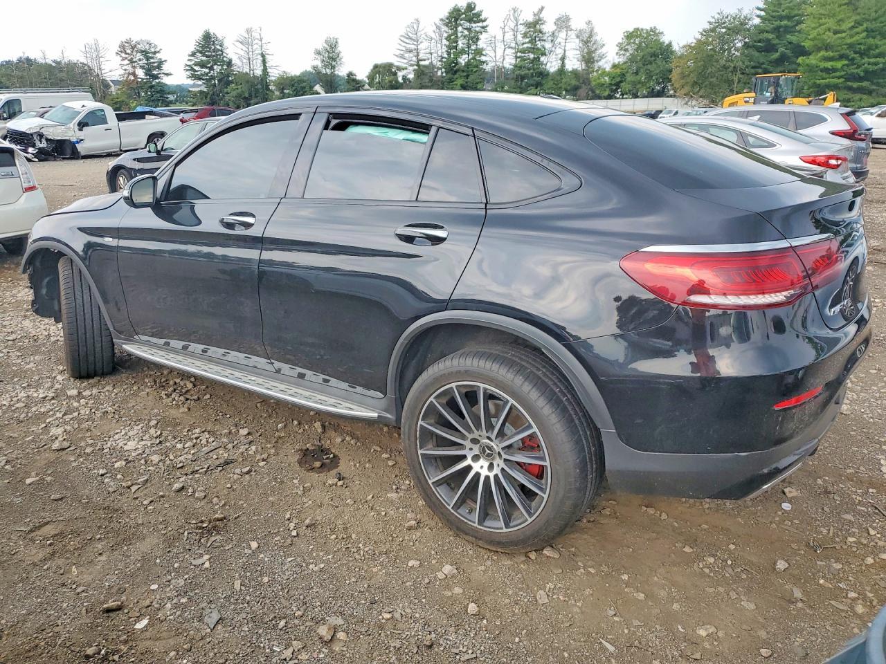 2020 Mercedes-Benz Glc Coupe 300 4Matic - Фото 2