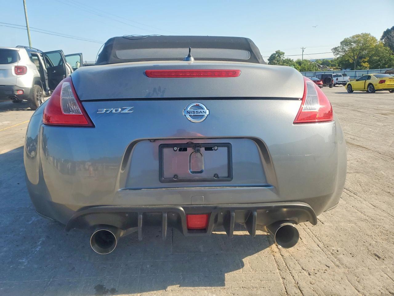 2014 Nissan 370Z Roadster Touring - Фото 6